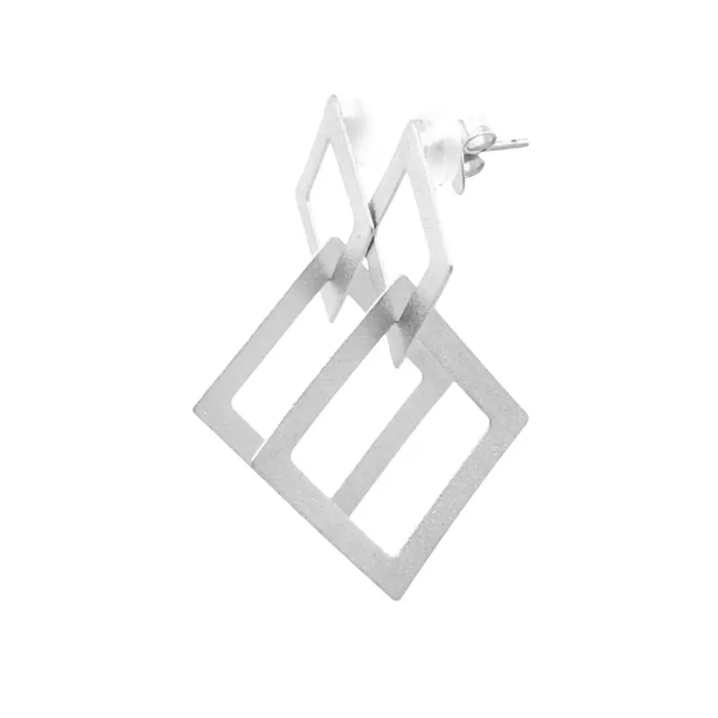 [OF029R] Isis Earrings Rhodium Plated